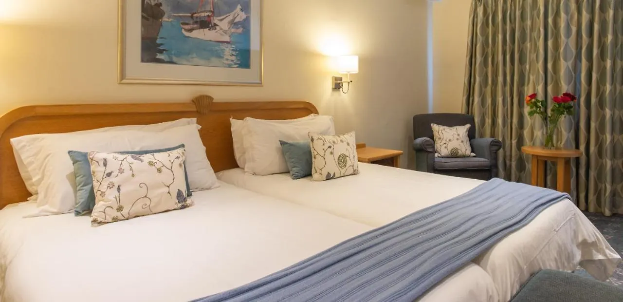 ****  The Beach Hotel Port Elizabeth África do Sul