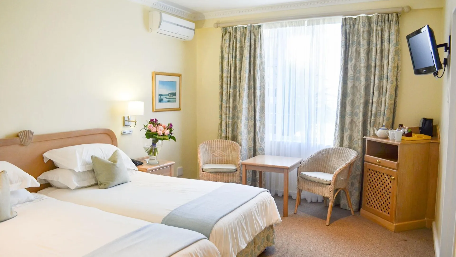 ****  The Beach Hotel Port Elizabeth África do Sul
