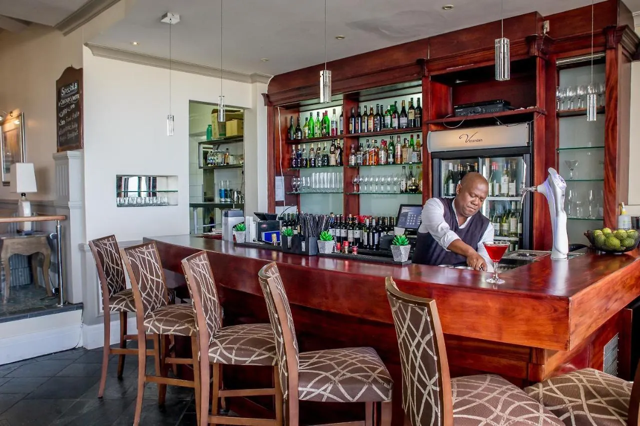 The Beach Hotel Port Elizabeth 4*,