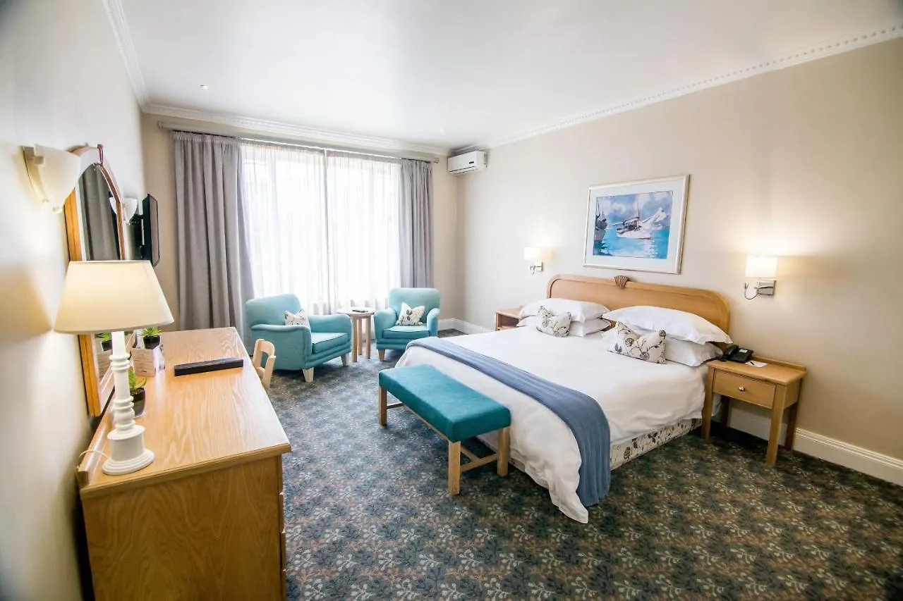 The Beach Hotel Port Elizabeth 4*,
